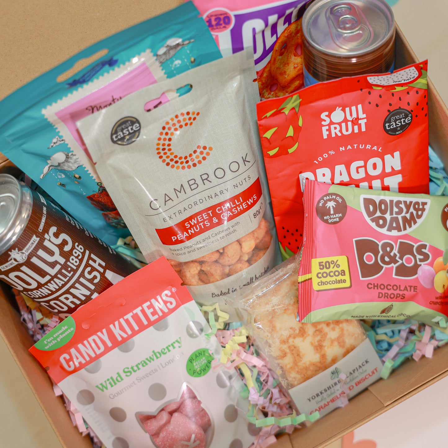 Luxury British Snack Hamper - Sweet Treats & Snacks - The Great British Snack-Off Hamper